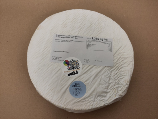Bloemenweide Brie, ROND,  per stuk ca. 1,4 kg, Schalkwijk Bloemenweidemelk, Montfoort (20240530_schalkwijk_-_brie)